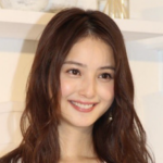 佐々木希さん